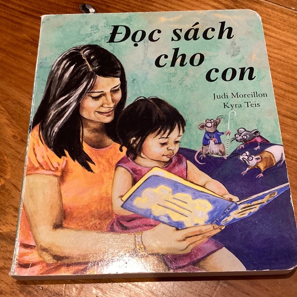 Vietnamese DOC SACH CHO CON / Read to Me! Judi Moreillon Kyra Teis Board Book - Picture 1 of 8